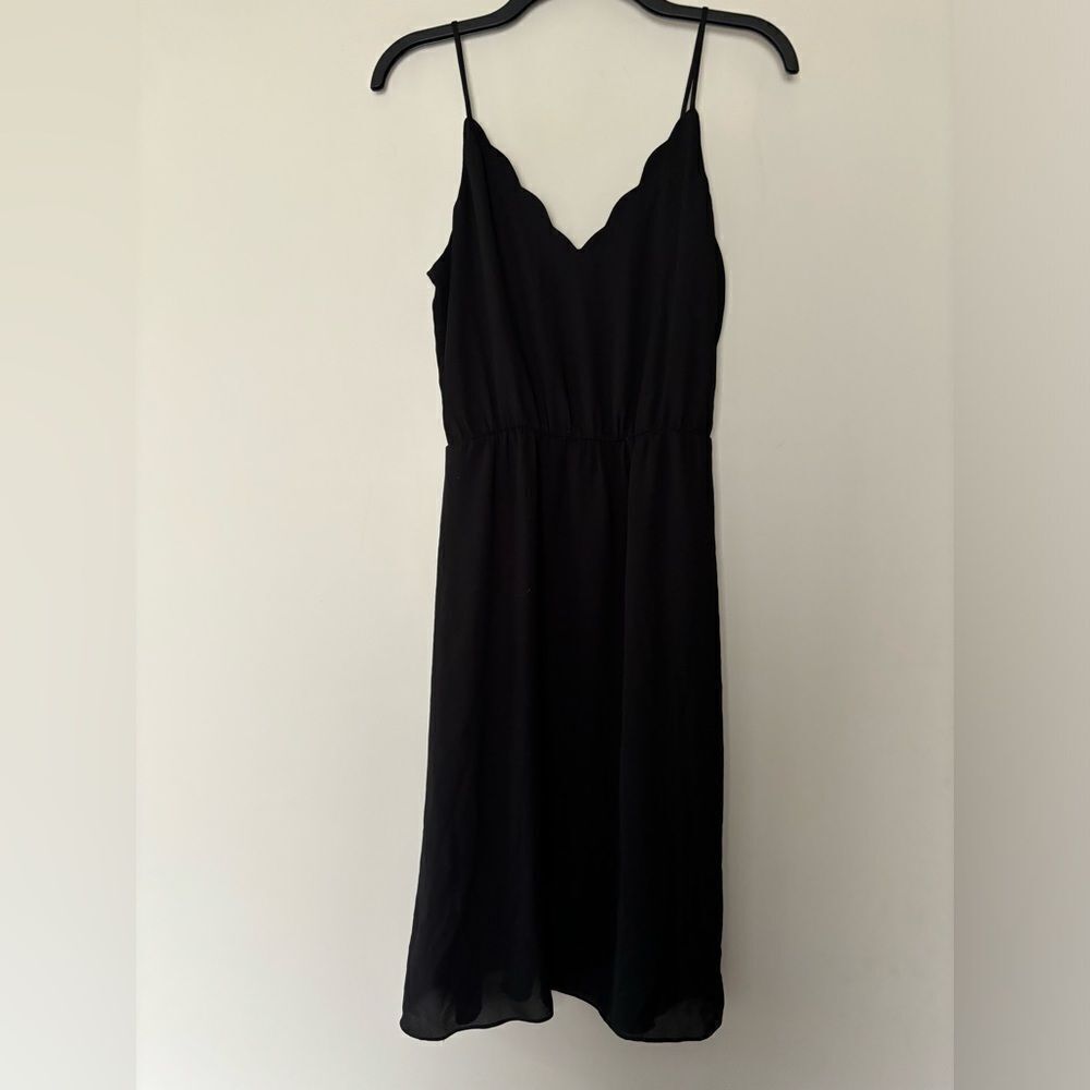 Socialite Black Dress Scallop Neckline SZ Small Spaghetti Strap Date Night Out